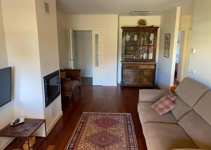 Jardin De Pirineos- Margas Golf Lägenhet Sabiñánigo